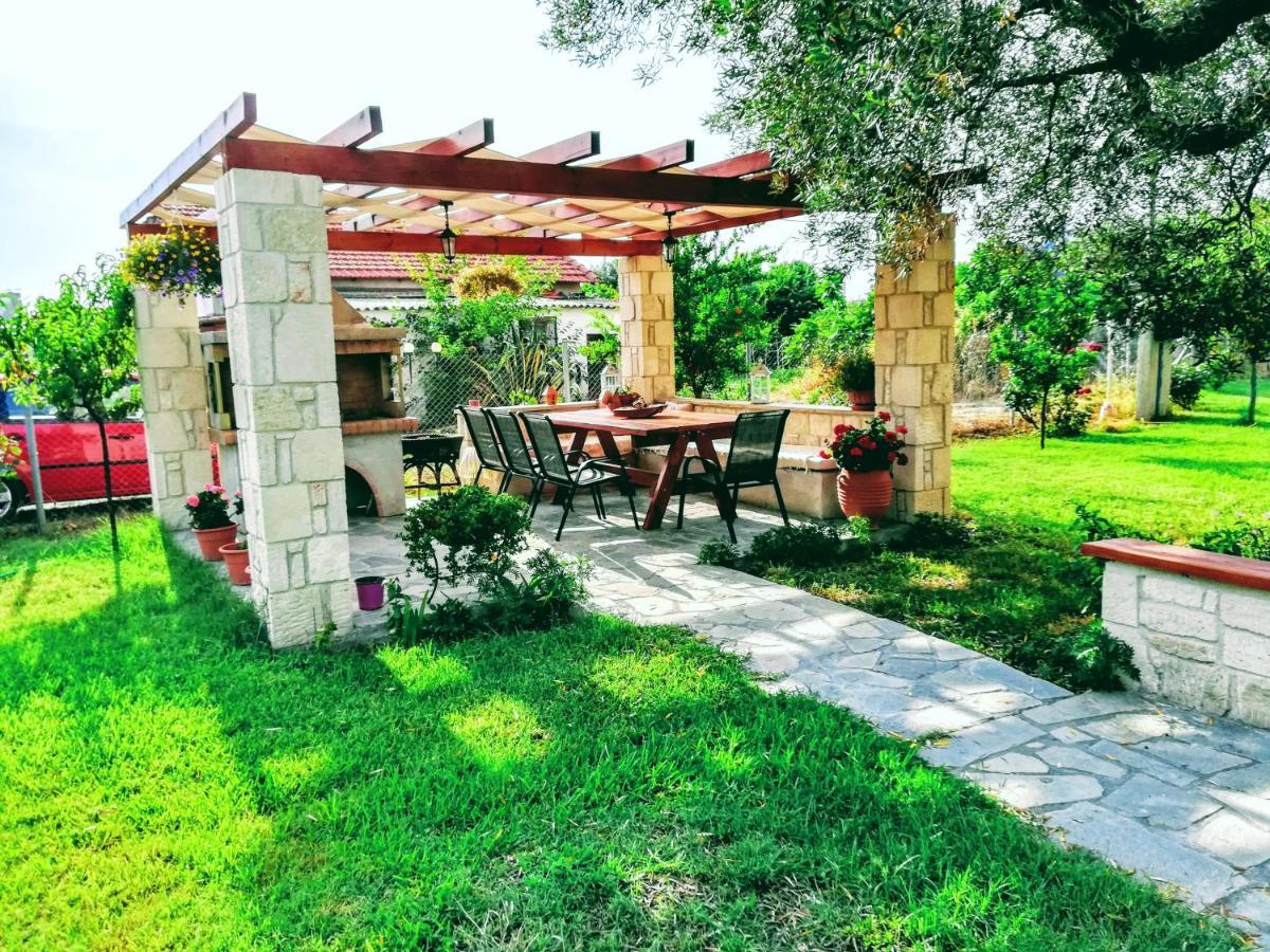 Giorgos Apartments. Skála Foúrkas المظهر الخارجي الصورة