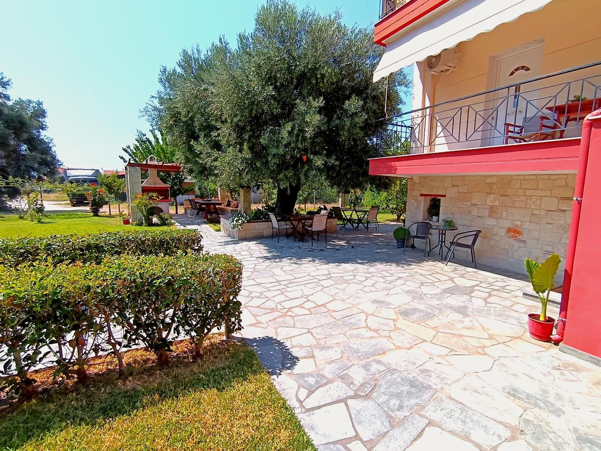 Giorgos Apartments. Skála Foúrkas المظهر الخارجي الصورة